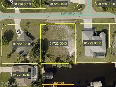 618 SW 43rd TER CAPE CORAL, FL 33914