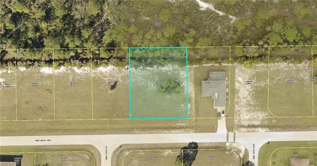 3907 NW 48th TER CAPE CORAL, FL 33993