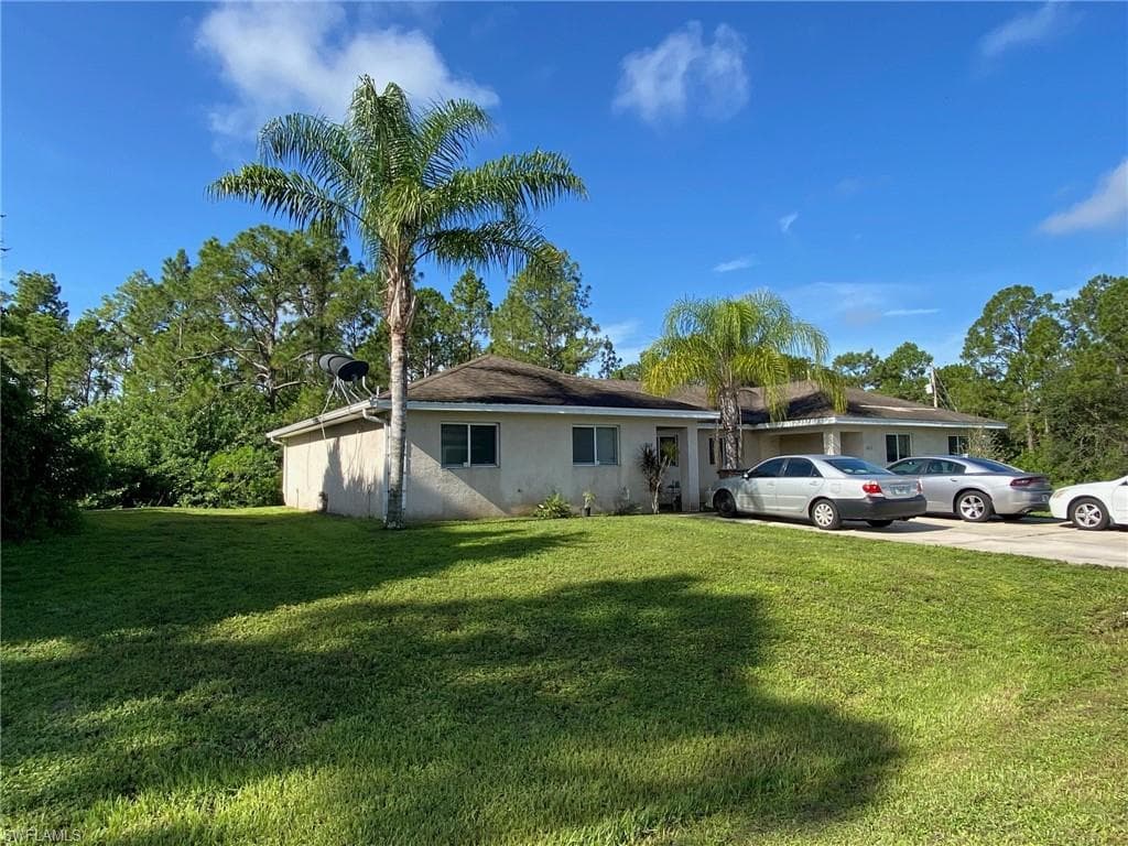 1809/1811 W 12th ST LEHIGH ACRES, FL 33972