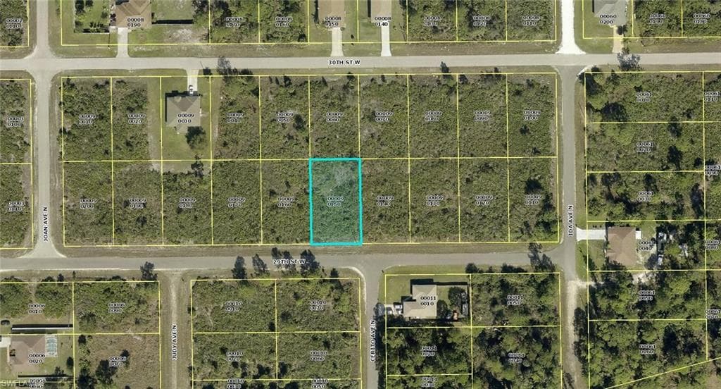 2908 29th ST W LEHIGH ACRES, FL 33971