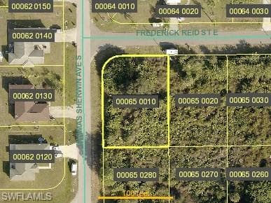 806 Frederick Reid ST E LEHIGH ACRES, FL 33974