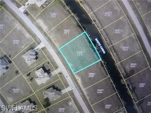 1221 NE 19th AVE CAPE CORAL, FL 33909