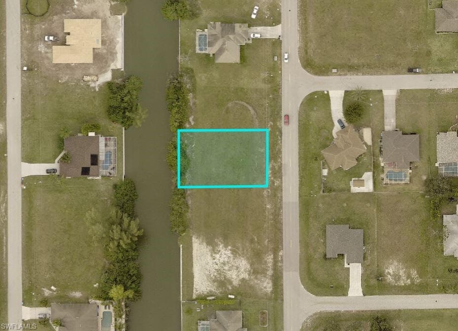 1324 SW 20th AVE CAPE CORAL, FL 33991