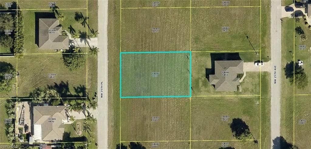 425 NW 25th PL CAPE CORAL, FL 33993