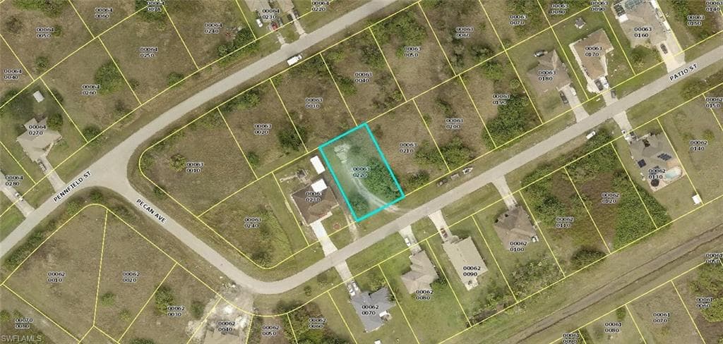 141 Patio ST LEHIGH ACRES, FL 33974