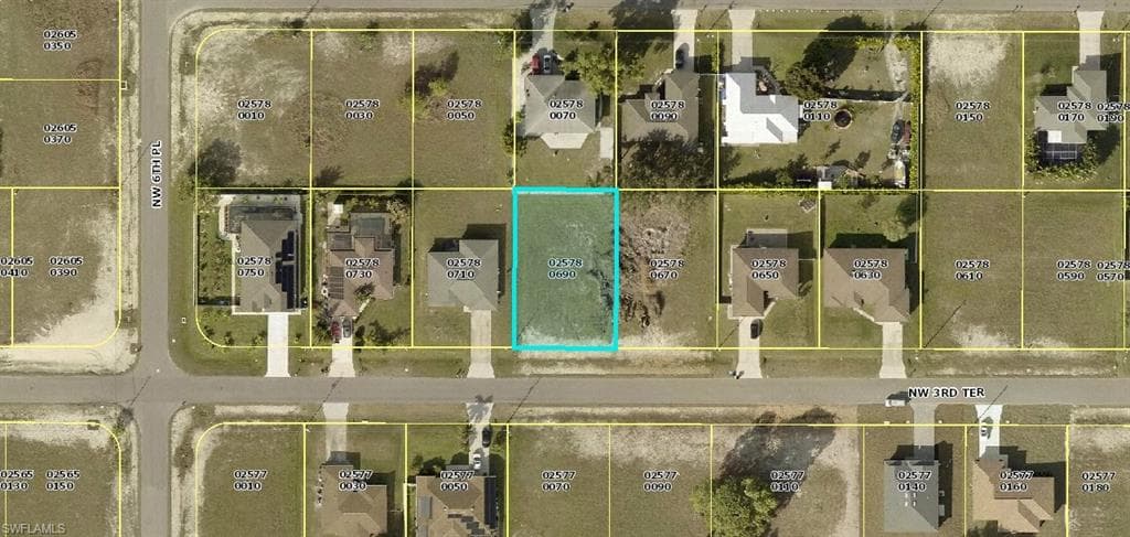 525 NW 3rd TER CAPE CORAL, FL 33993