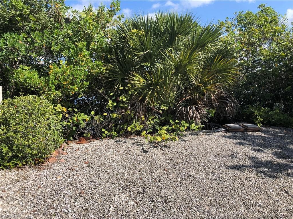 267 3rd ST BONITA SPRINGS, FL 34134