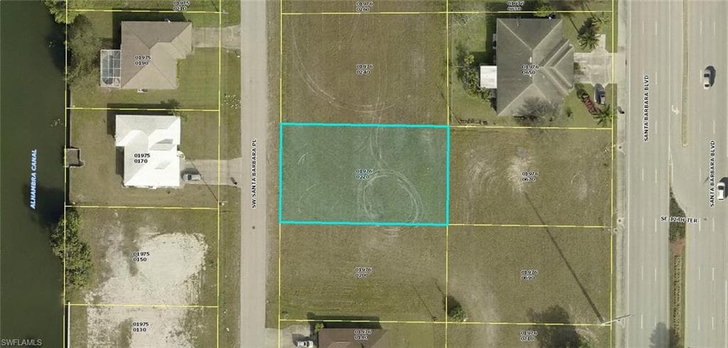 1221 SW Santa Barbara PL CAPE CORAL, FL 33991