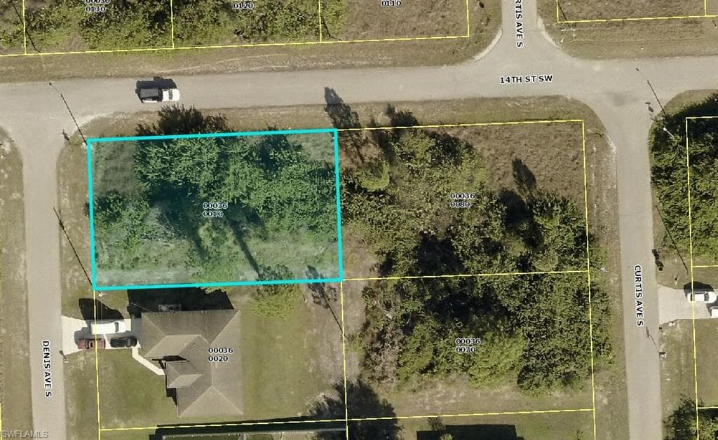 1401 Denis AVE S LEHIGH ACRES, FL 33976