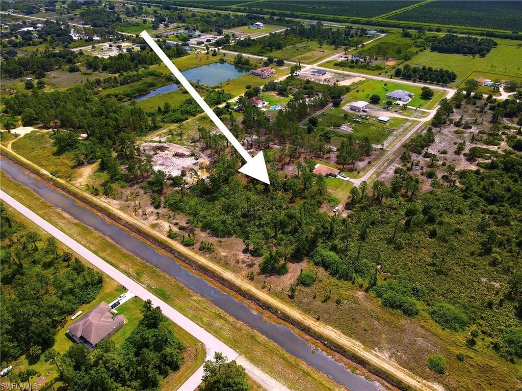 7935 5th Pl LABELLE, FL 33935