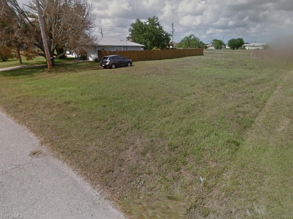 712 NW Juanita PL CAPE CORAL, FL 33993