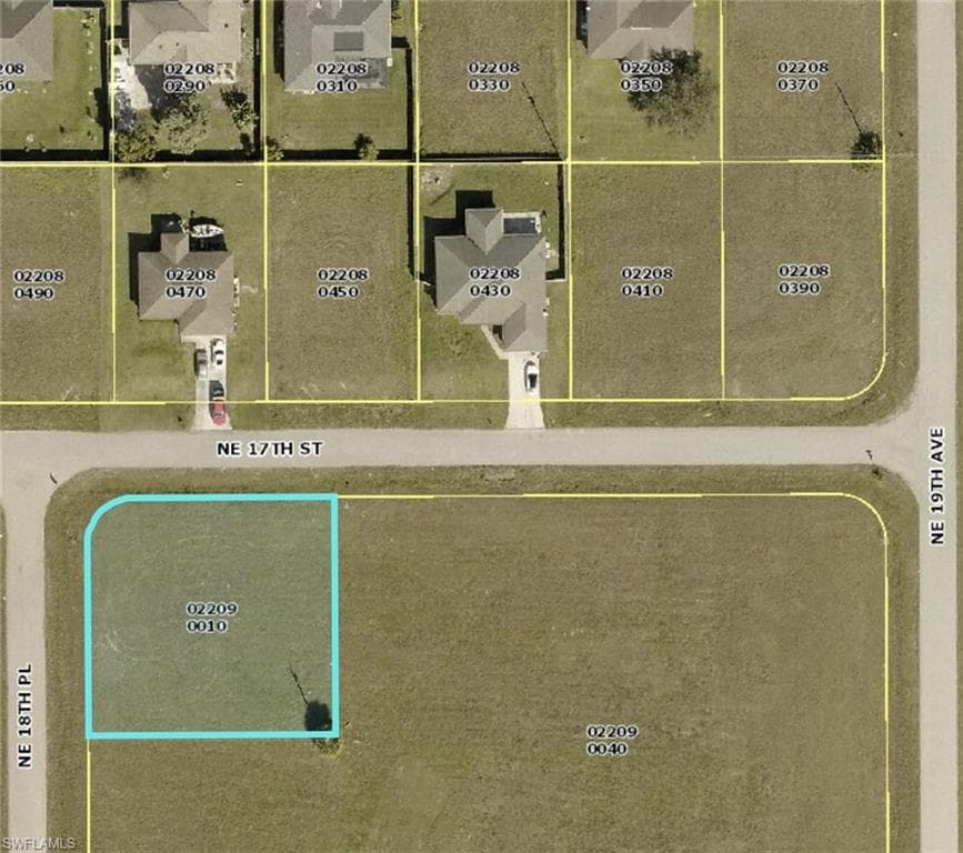 1816 NE 17th TER CAPE CORAL, FL 33909