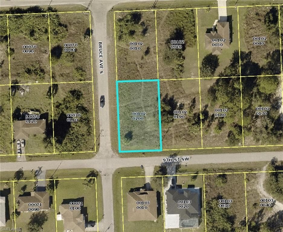 3818 9th ST SW LEHIGH ACRES, FL 33976