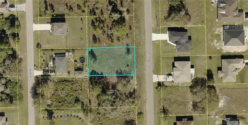 1013 Atherton AVE LEHIGH ACRES, FL 33971