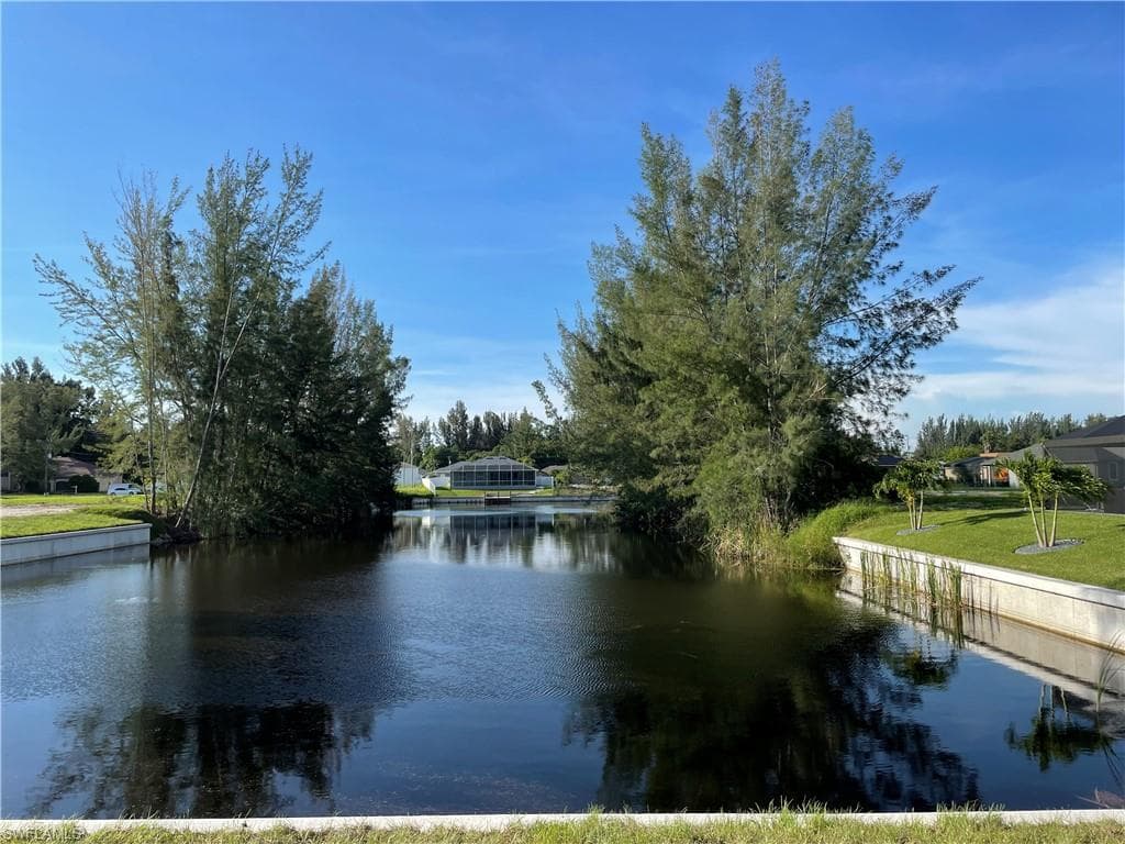 1907 SW 12th ST CAPE CORAL, FL 33991