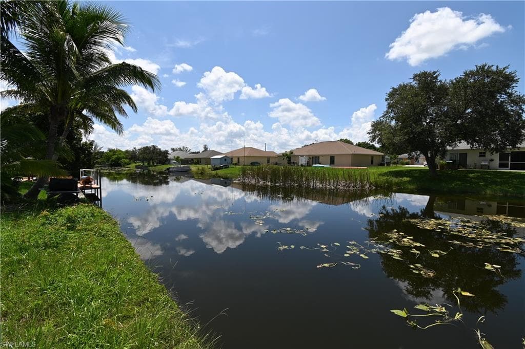 1116 SE 5th TER CAPE CORAL, FL 33990