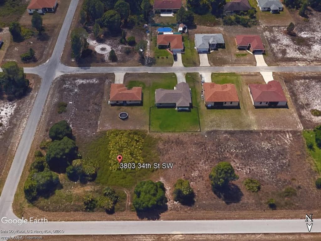 3803 34th ST SW LEHIGH ACRES, FL 33976