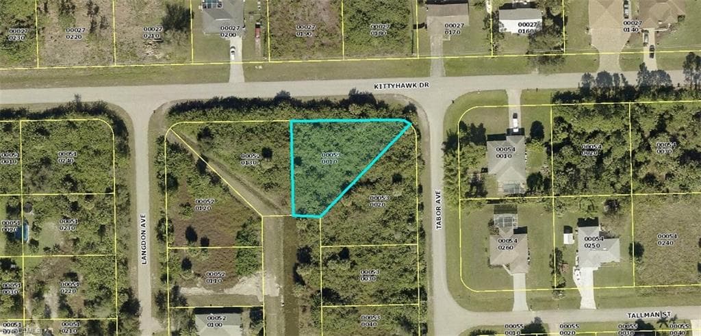 3761 Kittyhawk DR FORT MYERS, FL 33905