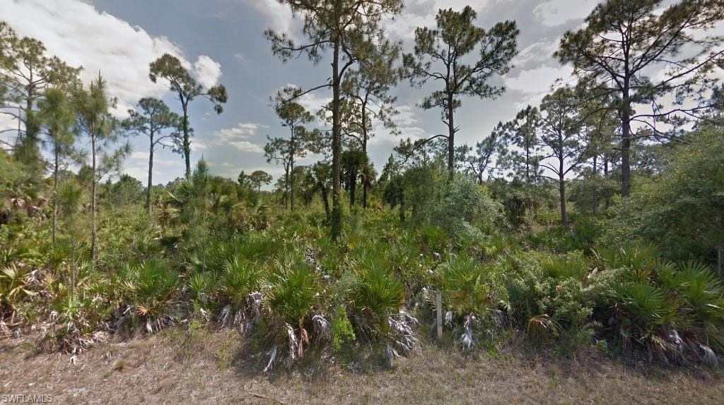 1304 7th ST LEHIGH ACRES, FL 33972