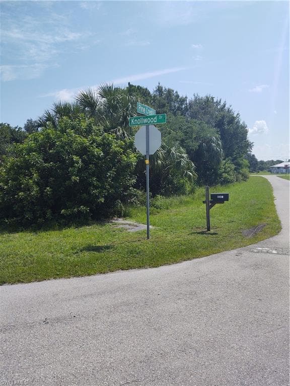 4304 Pinecrest DR PUNTA GORDA, FL 33982