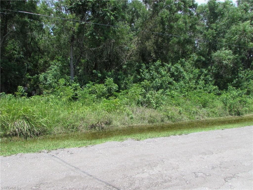 4818 Woodstock RD ST. JAMES CITY, FL 33956