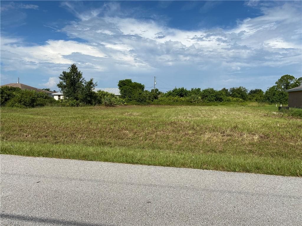 1528 Gilbert AVE S LEHIGH ACRES, FL 33973