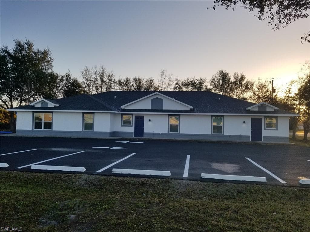 3321 Skyline BLVD CAPE CORAL, FL 33914