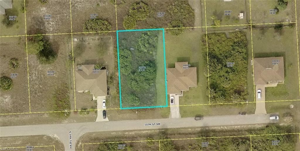 2806 30th ST SW LEHIGH ACRES, FL 33976