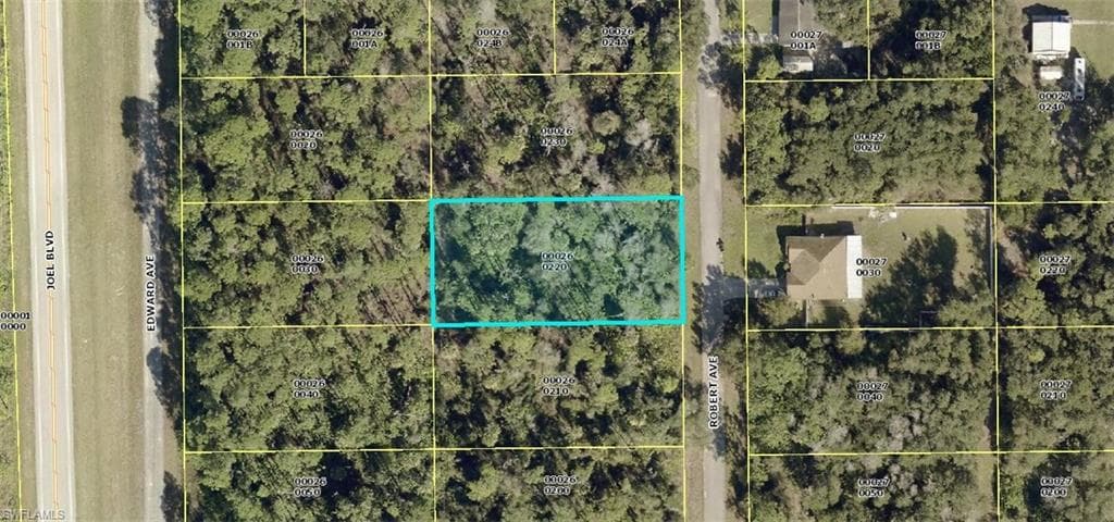 1819 Robert AVE LEHIGH ACRES, FL 33972