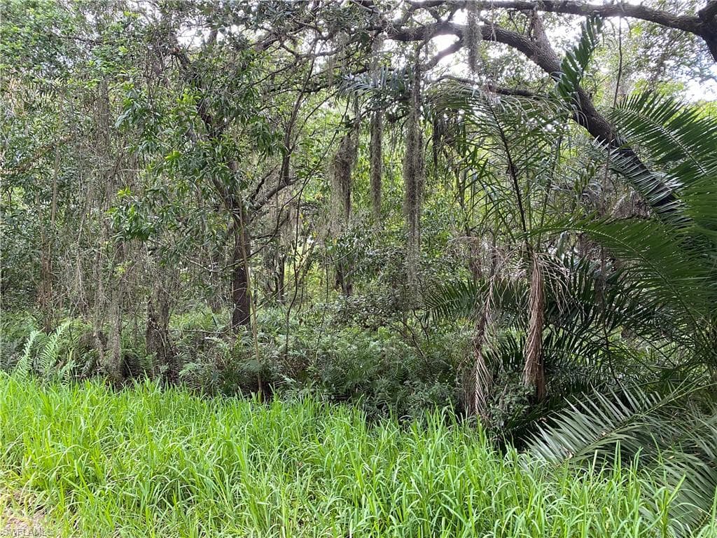 5970 Esther DR BOKEELIA, FL 33922