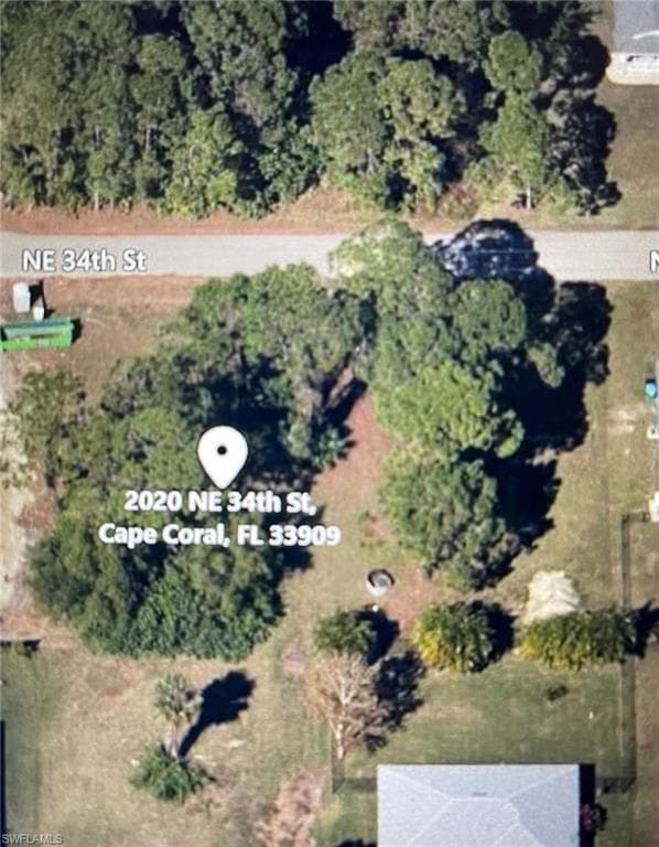 2020 NE 34th ST CAPE CORAL, FL 33909
