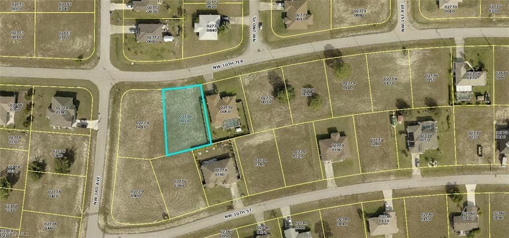 208 NW 30th TER CAPE CORAL, FL 33993