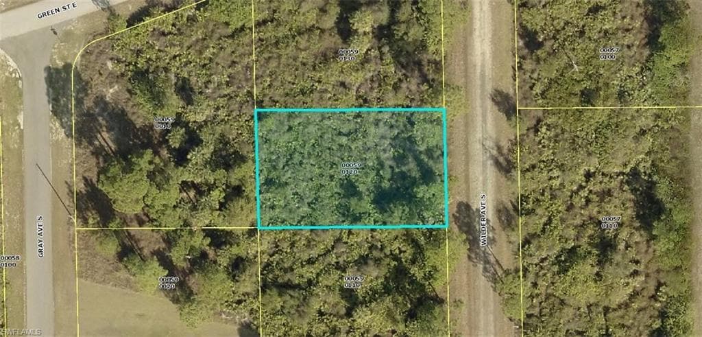 418 Wilder AVE S LEHIGH ACRES, FL 33974