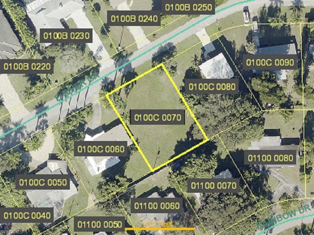 4060 E River DR FORT MYERS, FL 33916