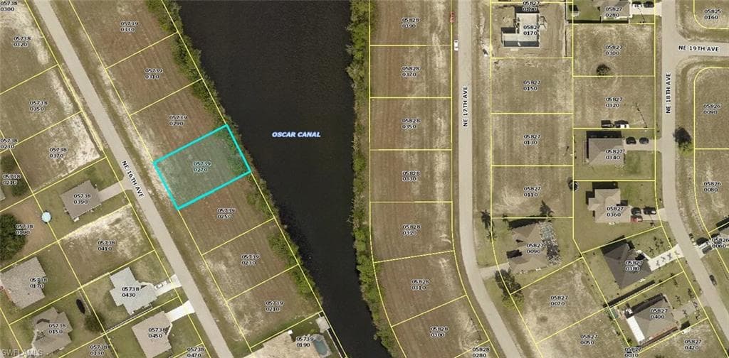 4137 NE 16th AVE CAPE CORAL, FL 33909