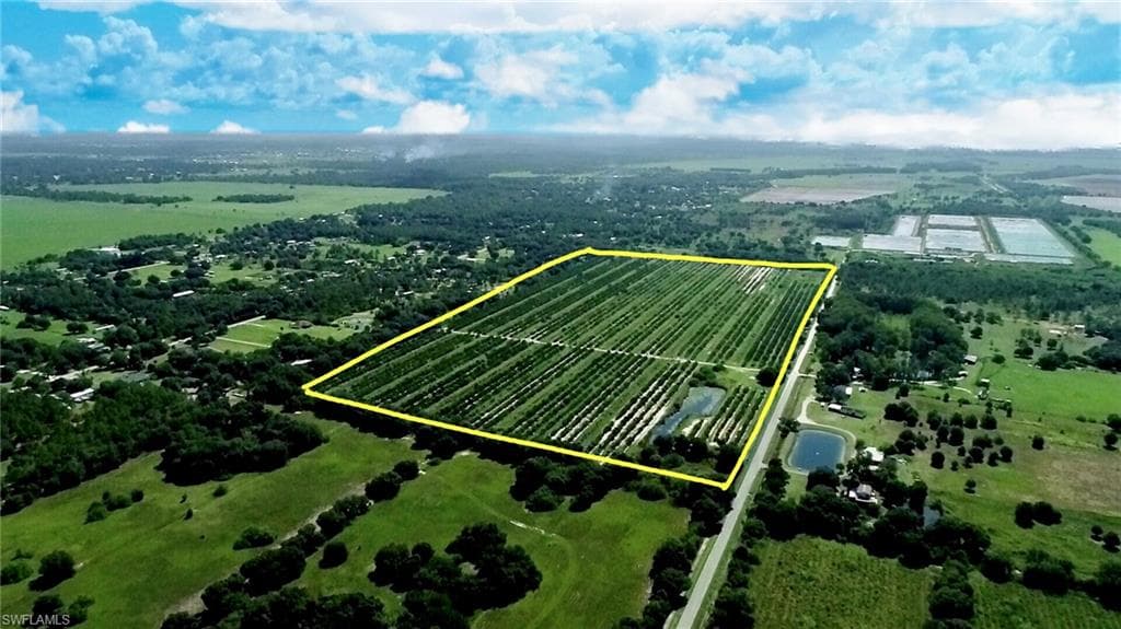 1536 A RD LABELLE, FL 33935