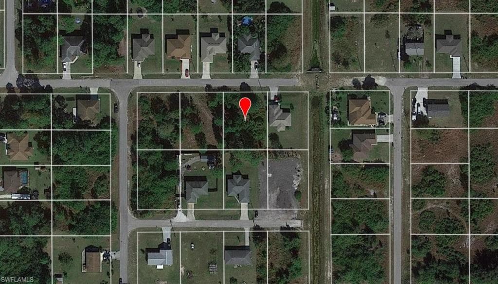 3903 29th ST SW LEHIGH ACRES, FL 33976