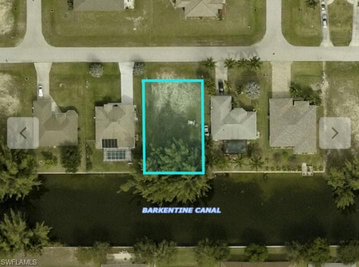 1404 SW 31st TER CAPE CORAL, FL 33914