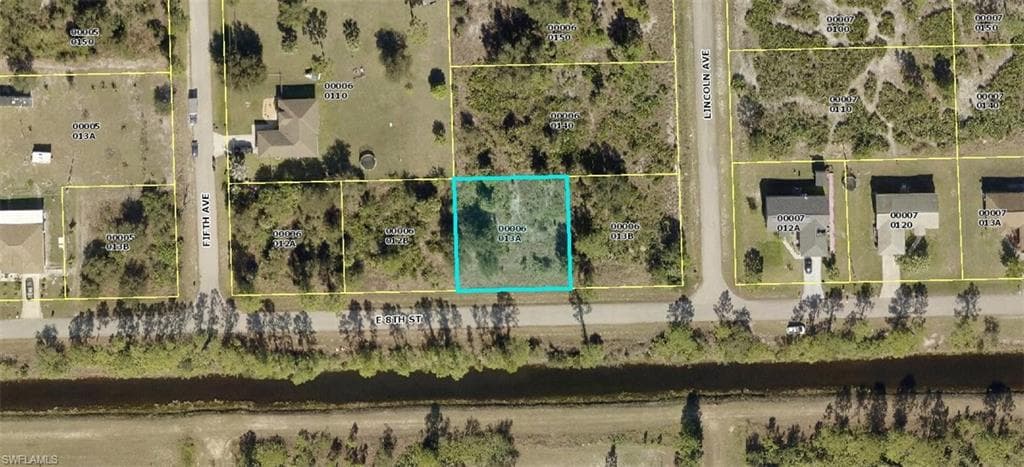 505 E 8th ST LEHIGH ACRES, FL 33972