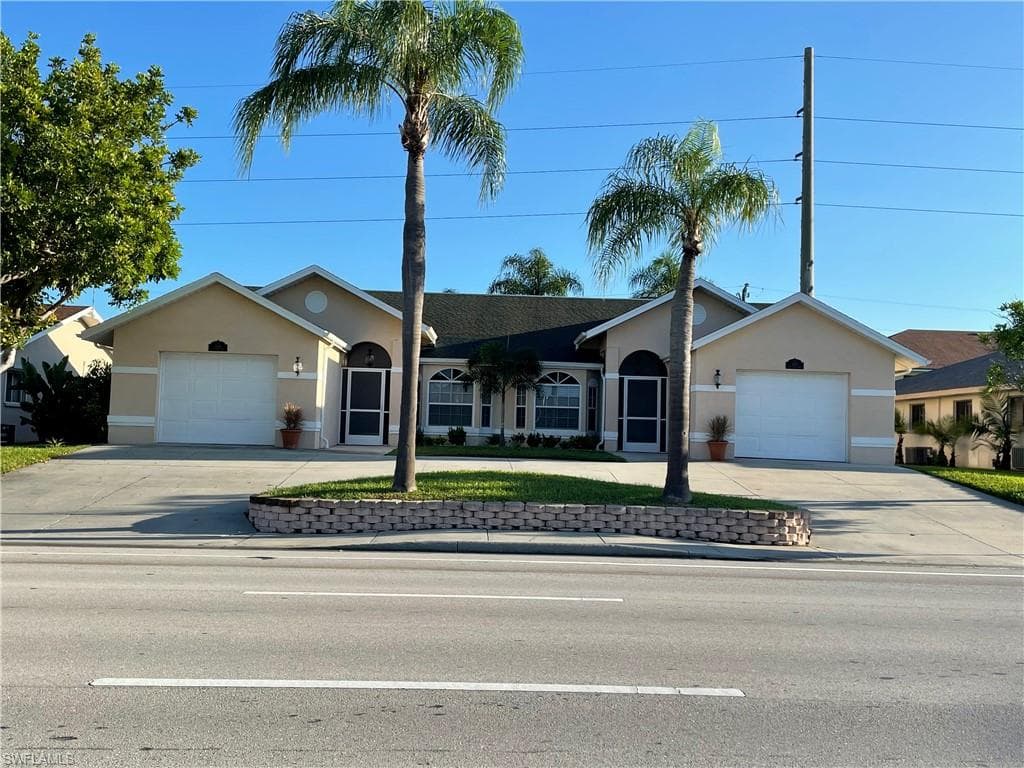 1117/1119 Cape Coral PKY W CAPE CORAL, FL 33914