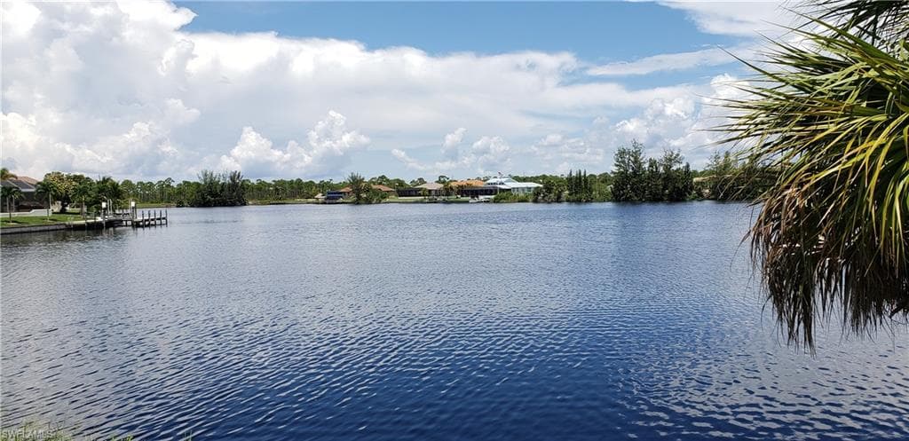 4213 NW 39th ST CAPE CORAL, FL 33993