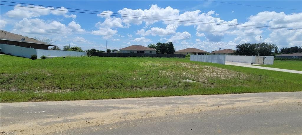 437 NE Juanita PL CAPE CORAL, FL 33909