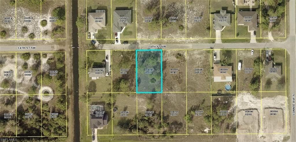 2611 34th ST SW LEHIGH ACRES, FL 33976