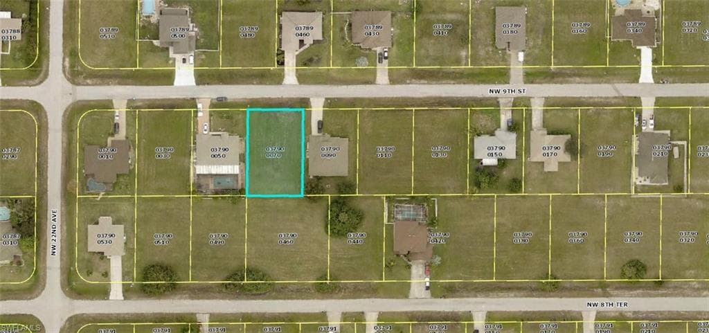 2106 NW 9th ST CAPE CORAL, FL 33993