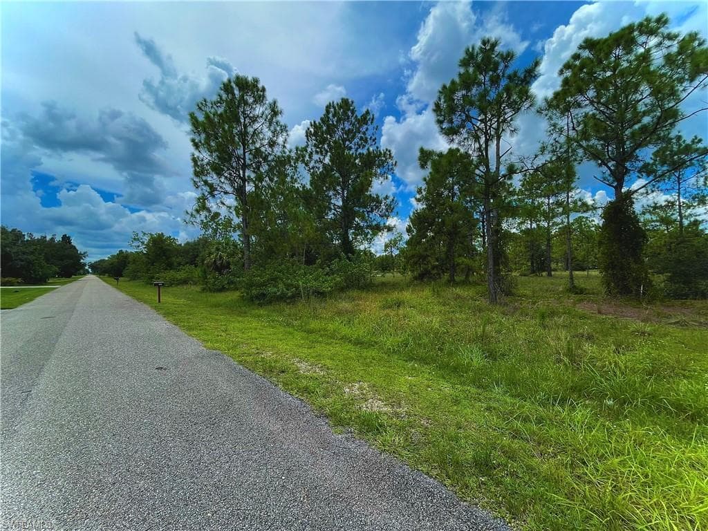 1421 Robert AVE LEHIGH ACRES, FL 33972