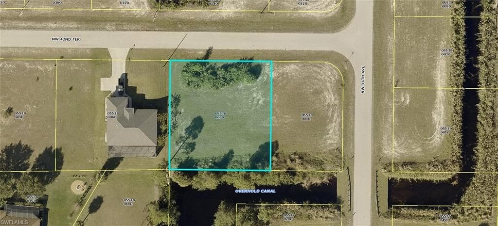3606 NW 42nd TER CAPE CORAL, FL 33993