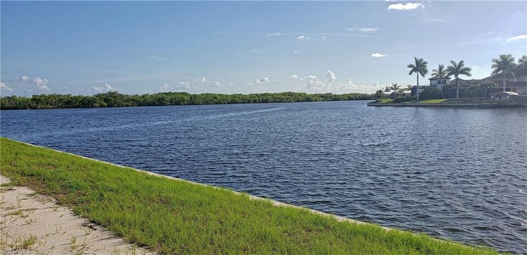 4115 NW 11th ST CAPE CORAL, FL 33993