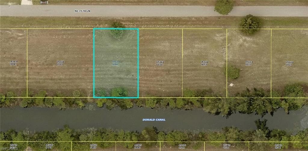 2310 NE 35th LN CAPE CORAL, FL 33909