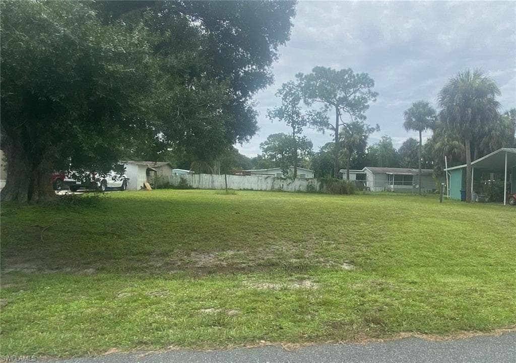7593 Morgan Jones DR NORTH FORT MYERS, FL 33917