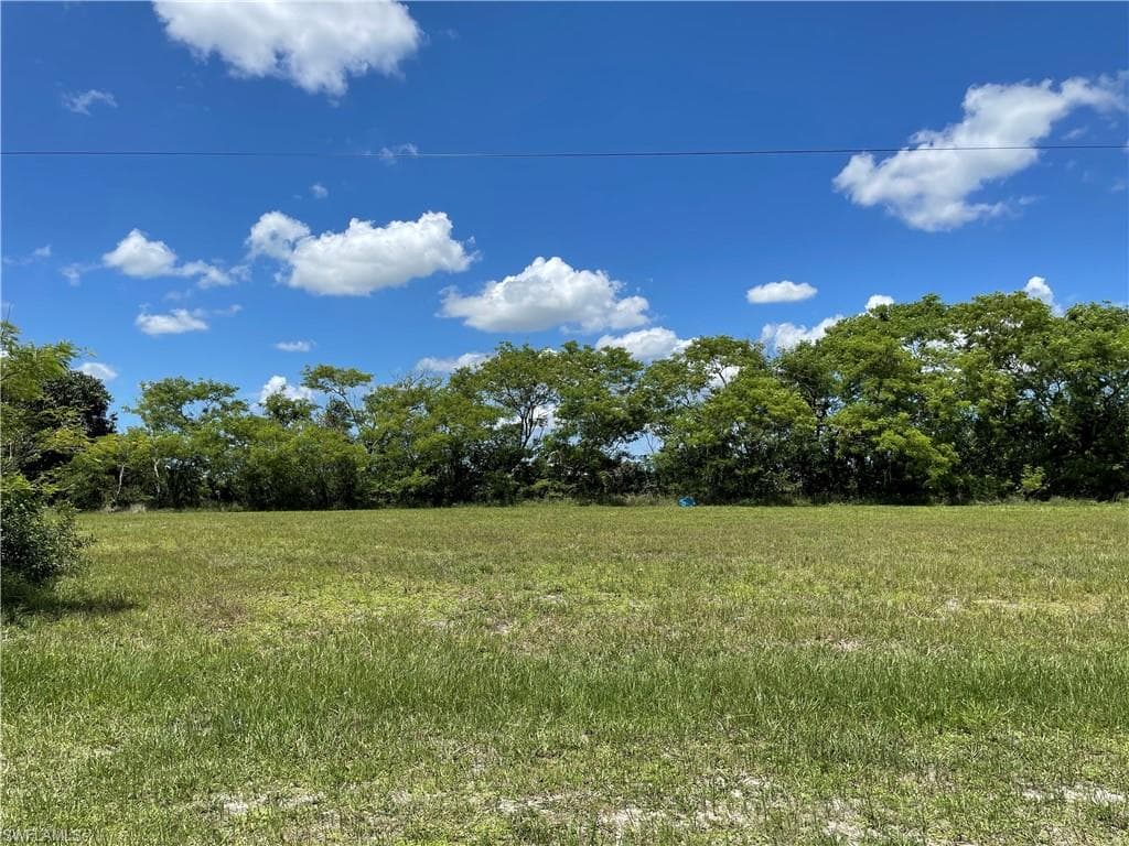 2030 NE 1st PL CAPE CORAL, FL 33909
